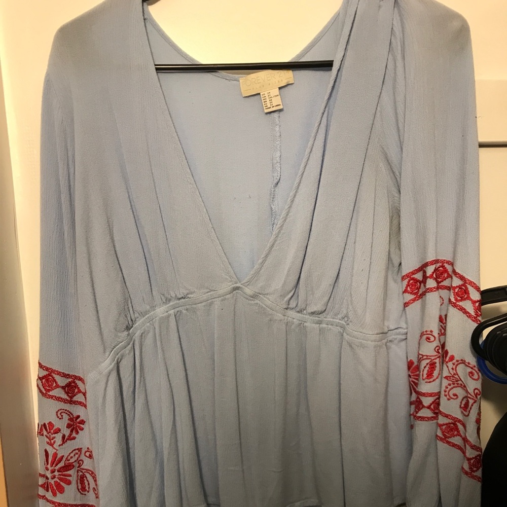 Long flows sleeve shirt plus size